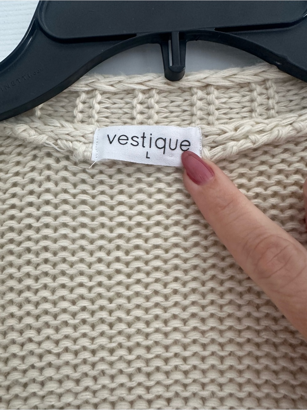 Vestique Cream Knit Cardigan with Pink Embellished Berries - Picture 3 of 7